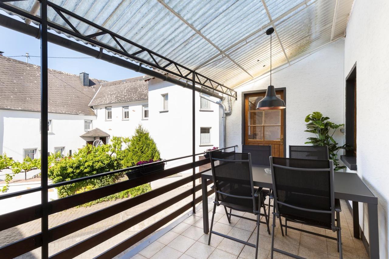 Haus Junge Traube Apartment Bruttig-Fankel Ngoại thất bức ảnh